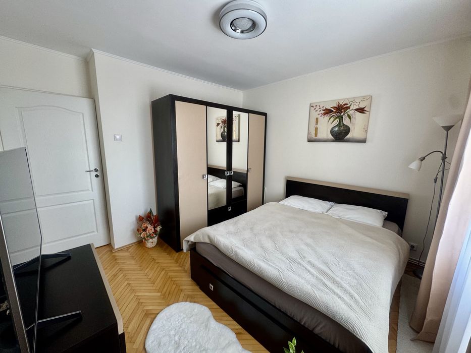 Apartament 3 camere, 68 mp, 2 băi, balcon închis – Unirii, Târgu Mureș
