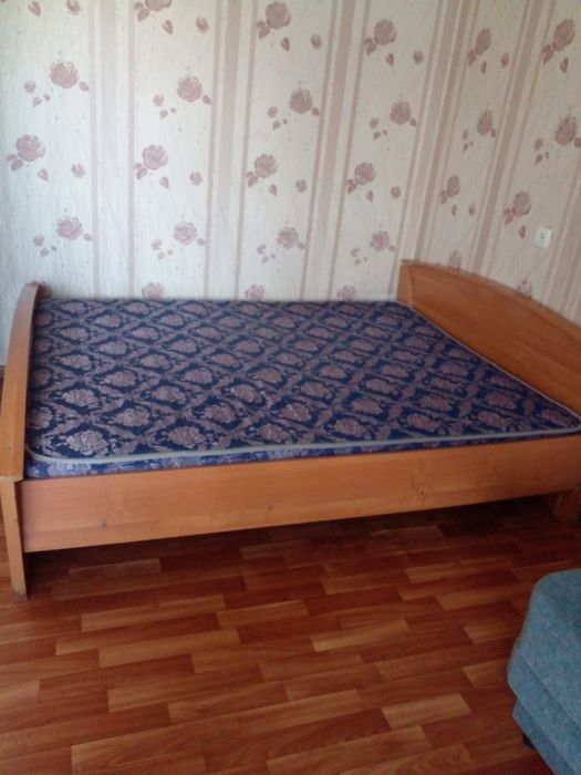 Матрас на пружинах на 2х спальную
