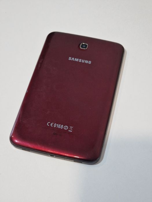 Tableta Samsung cu display fisurat