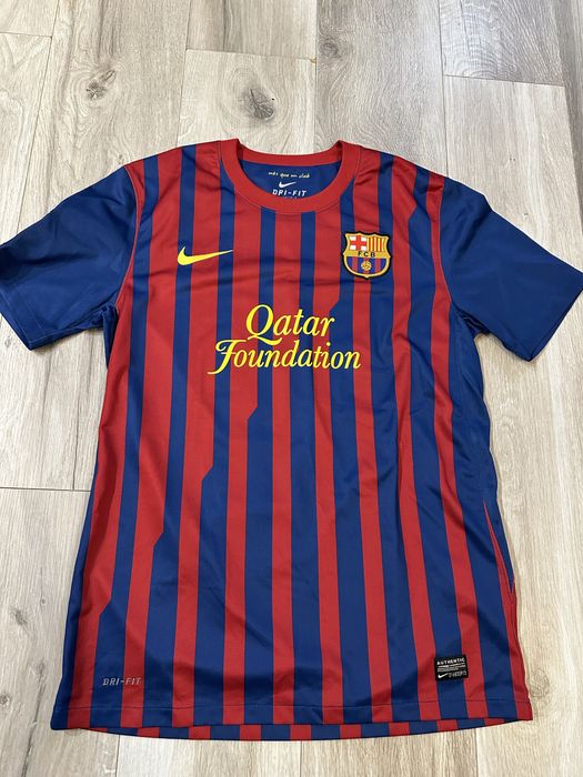 Vand echipament original Nike cu certificare FC Barcelona