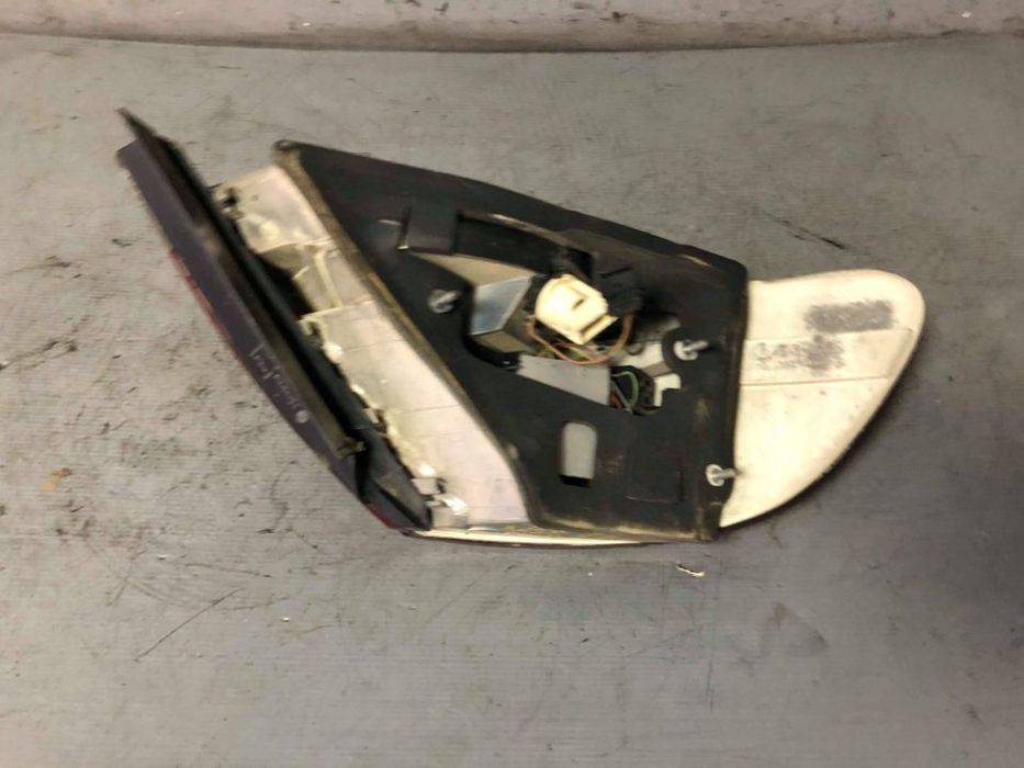 stop tripla dreapta bmw seria 7 e65