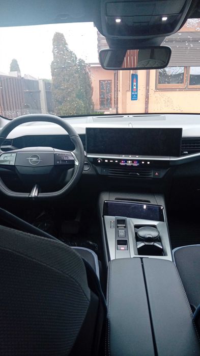 noul Opel Grandland 1.2benzina hibrid baterie 48v