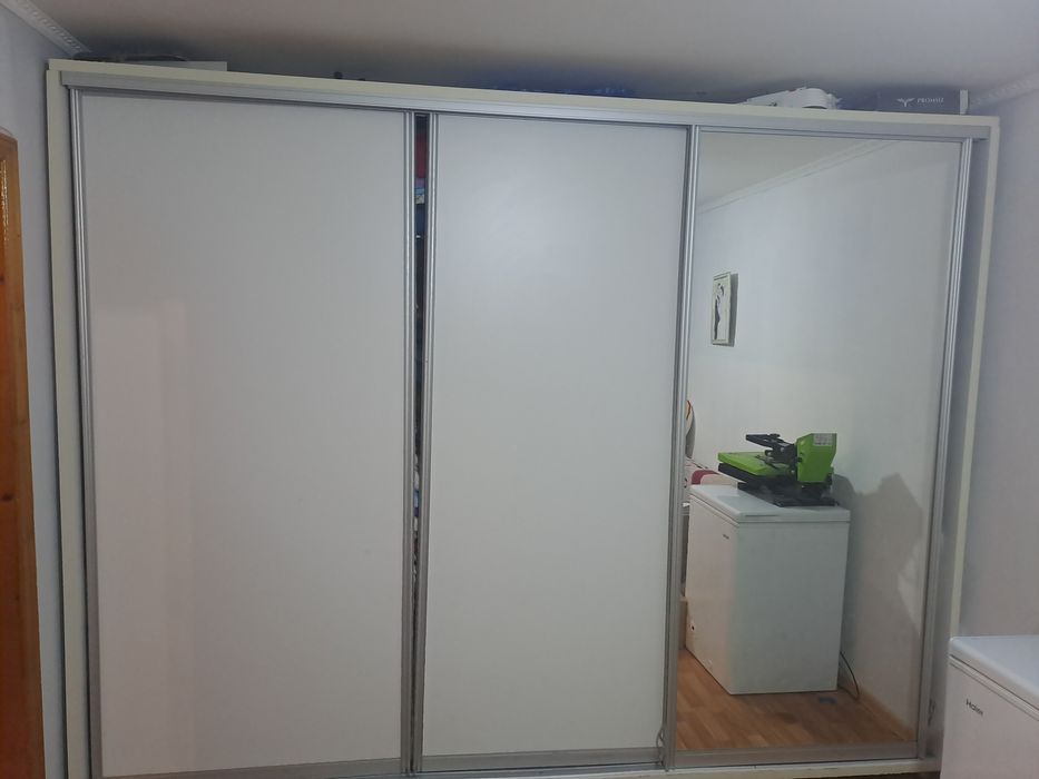 Шкаф большой вместельный