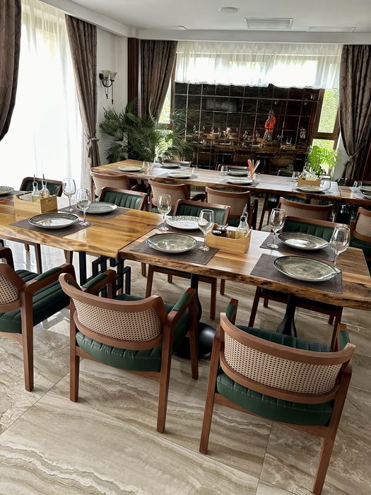 Scaune-Model nou- lemn natural Walnut