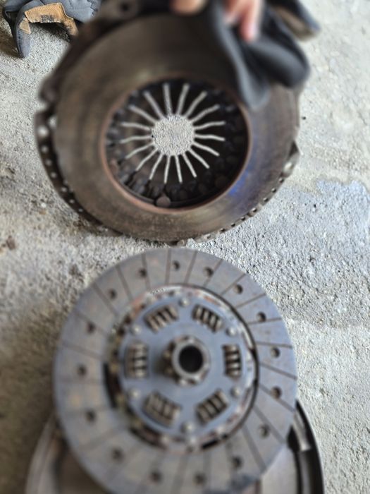 Volan + ambreiaj opel astra j 2.0 cdti euro 5 a20dth