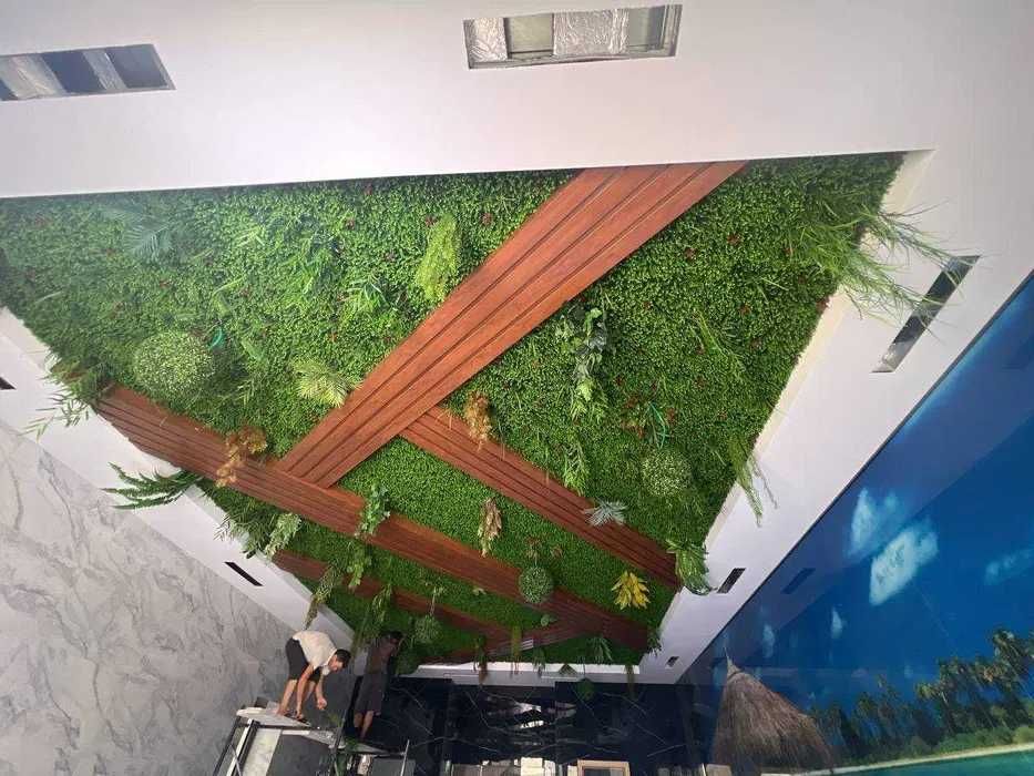 Фитомодуль из искусственных растений - цветы на стене