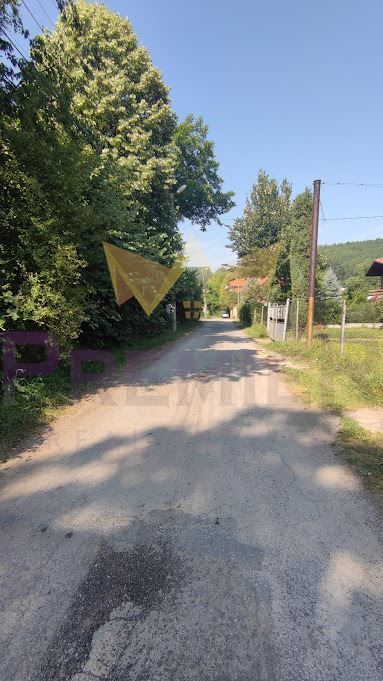 Парцел в Перник, област-с.Драгичево площ 600 цена 60000