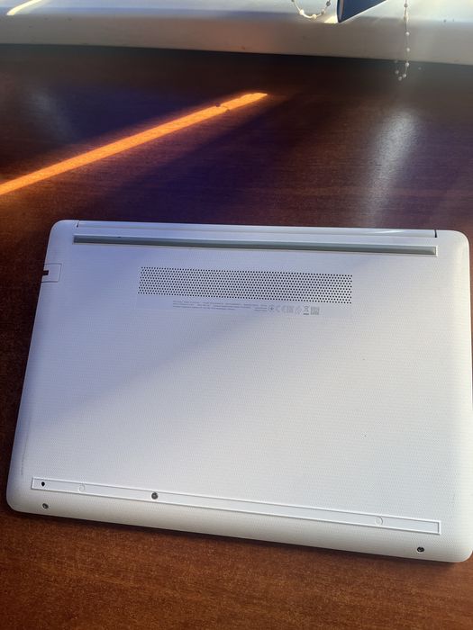 Ноутбук HP Laptop 14
