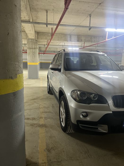 Продавам BMW X5 e70
