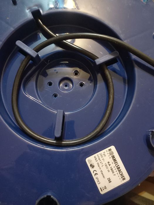 De vanzare vas electric pentru apa