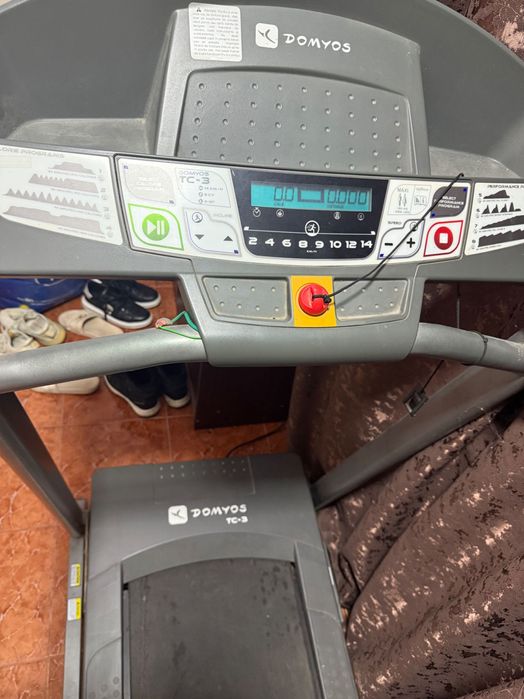 Bandă de alergare în stare excelentă