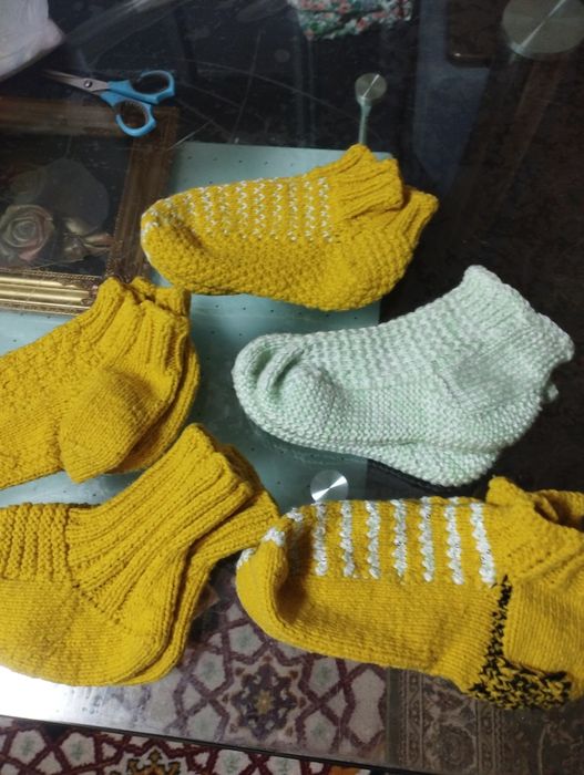 Вязаные носочки.