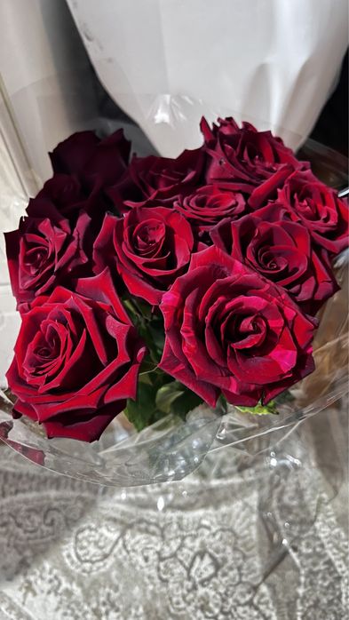 Продам цветы розы 11 штук