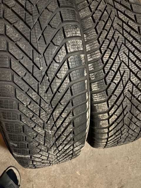 Продавам 4бр. оригинални джанти, комплект със зимни и летни гуми