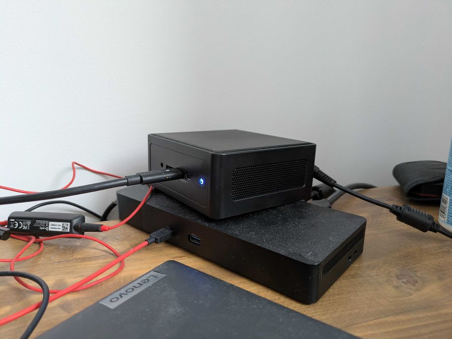 MiniPC ASRock BOX-8840U Ryzen 7 | 96GB DDR5 | NVMe M2 WDBLACK 1TB