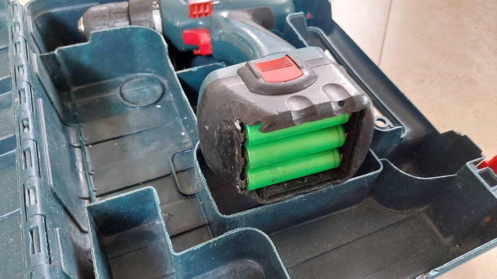 Filetanta Bosch 12V modificata pe Li-Ion