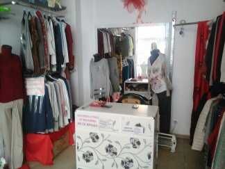 останало оборудване на магазин за конфекция