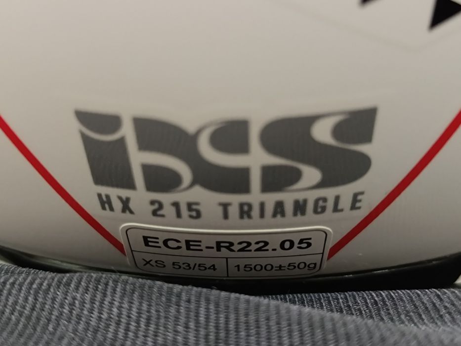 Мото шлем от Швейцарского бренда IXS