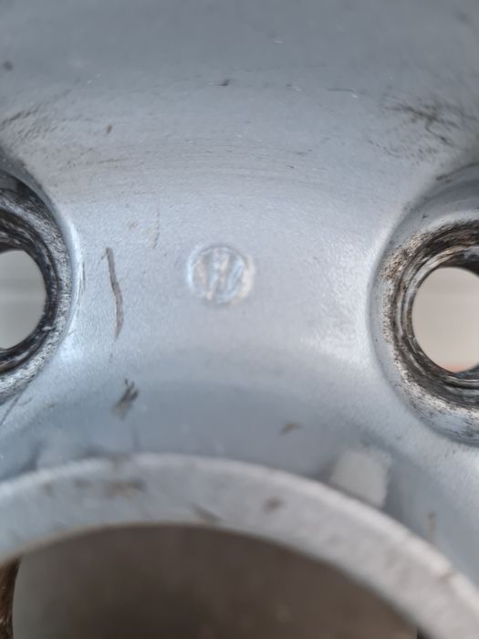 Оригинални джанти за ФОЛСВАГЕН VW R15 5x112 ET45 7J