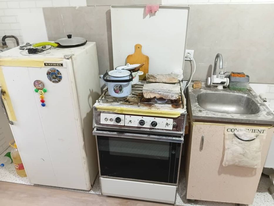 Сатылады газ,раковина,холодильник