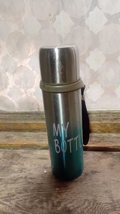 Продам новый термос