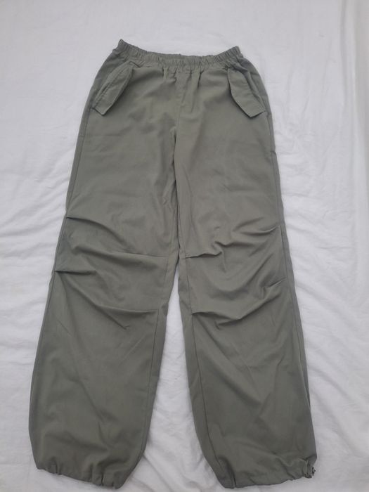 брюки-парашюты в цвете хаки