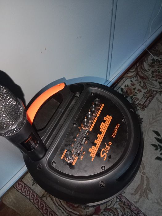 Музыкальный колонка