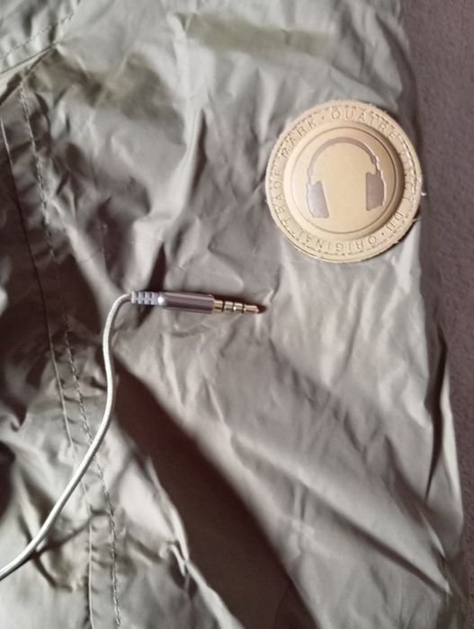 Jachetă originală Hendrix 80db, cu căști, mărimea M