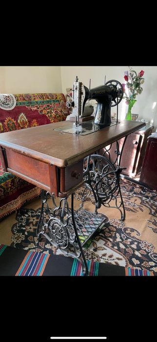 Masina cusut Singer an 1930