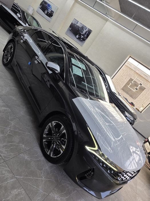 Kia k 5 LYUKLI kraska top toza