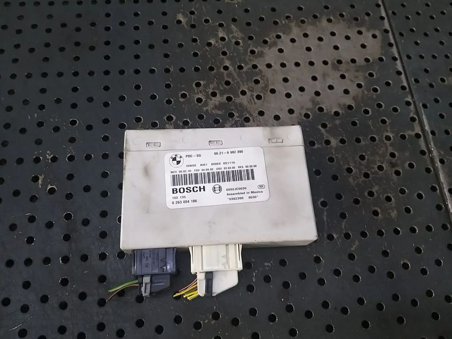 Modul calculator senzori parcare bmw seria 3 e90 e91 66216982390 0263004186 6002jc0630