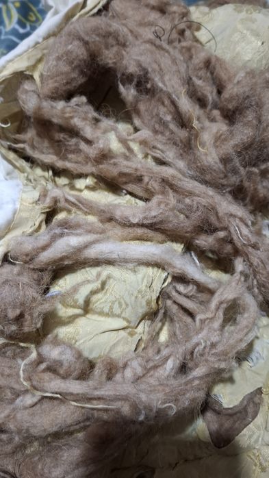 Шерсть верблюжья б/у