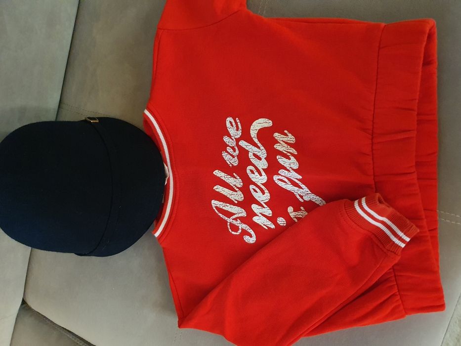 Hanorac Zara, bluze, blazer fetite marimea 98-122cm