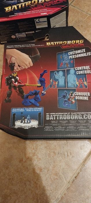 Продавам детски чисто нови  играчки.BATTROBORG WARRIOR.