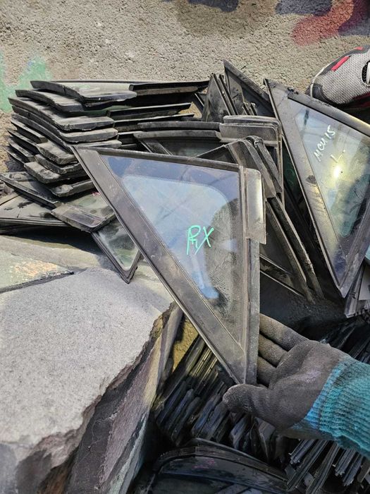 Глухие стекла LEXUS RX300