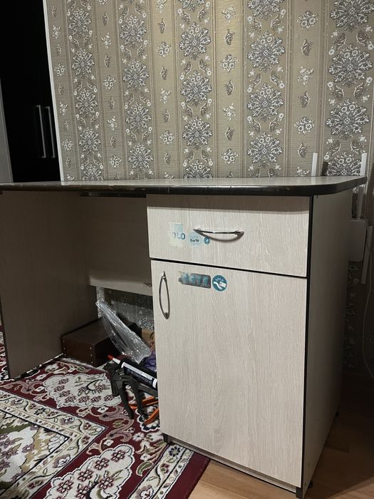 Продам парту со стулом