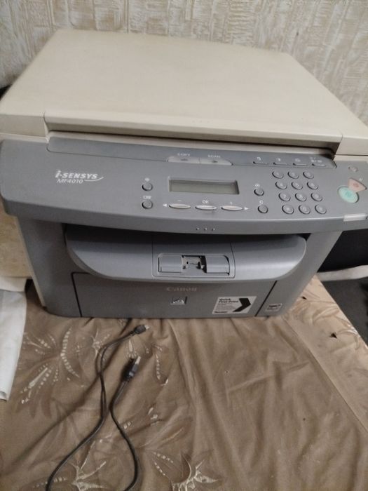 Продам два принтера Canon, Xerox б/у рабочие