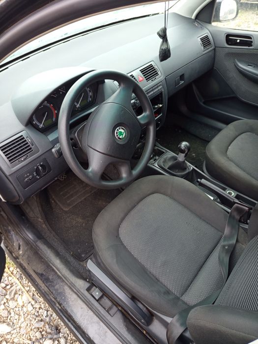 Шкода Фабия 1.4 бензин на Части