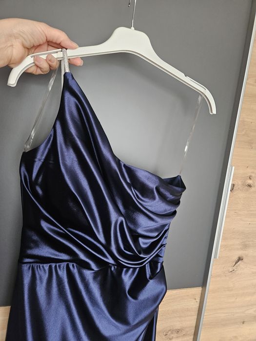 Официална рокля!