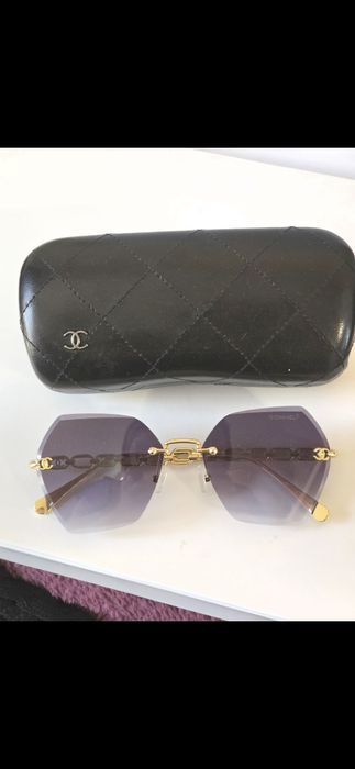 Ochelari de soare chanel