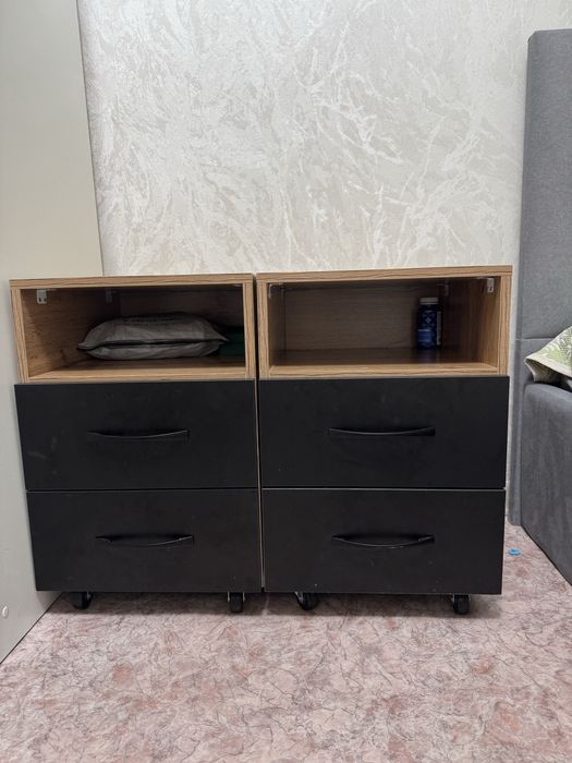 Комплект стол 2 тумбочка