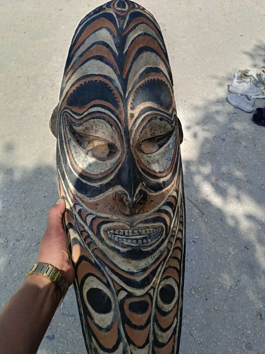 Маска церемониална от Папуа Нова Гвинея