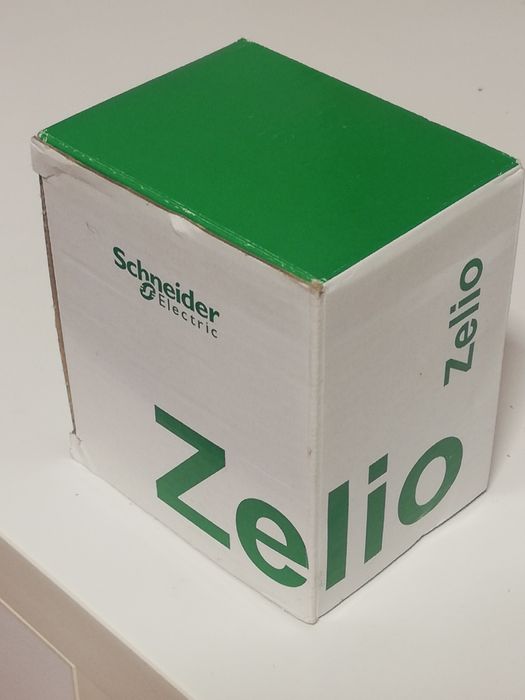 Releu programabil Zelio SR2B121FU 220V