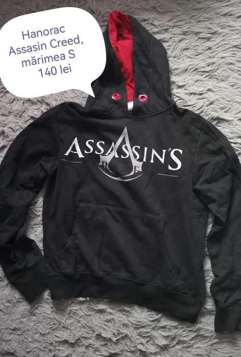 Vând Hanorac Assassins Creed