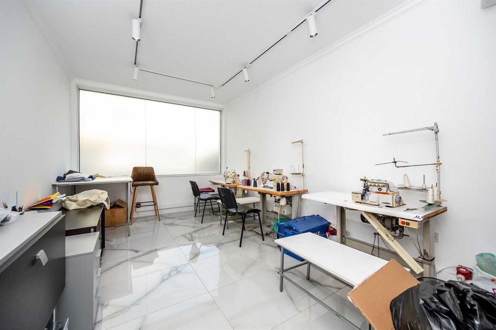 Продава се Магазин в София, Манастирски ливади - 233 кв.м за 9 €/кв.м - Снимка #8