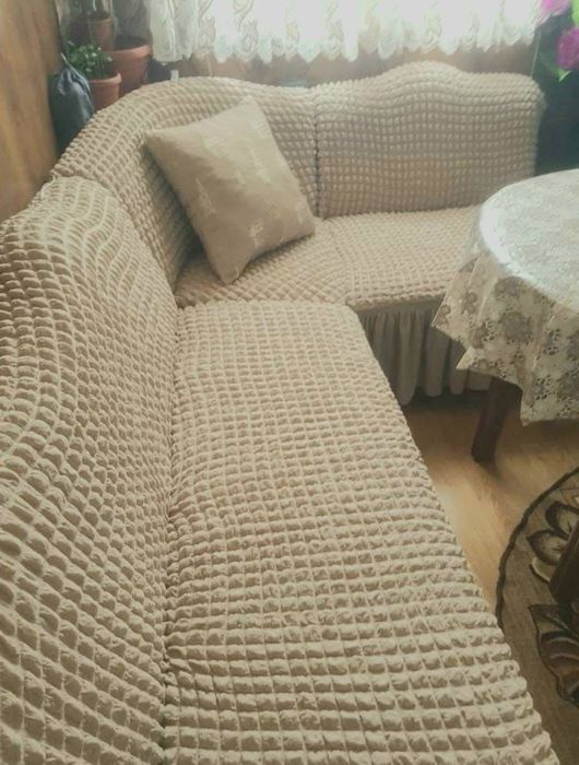 Еластични калъфи в три части за кухненски дивани