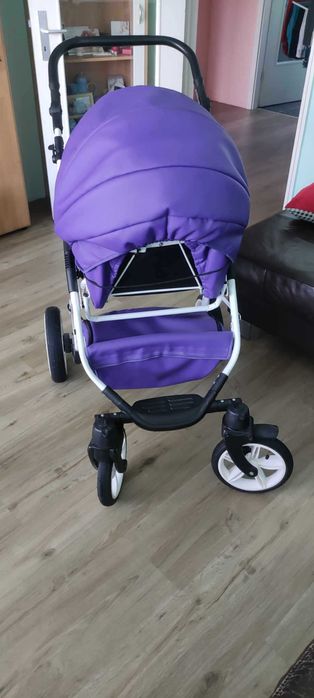 Количка 3 в 1  лилаво и бяло кожа