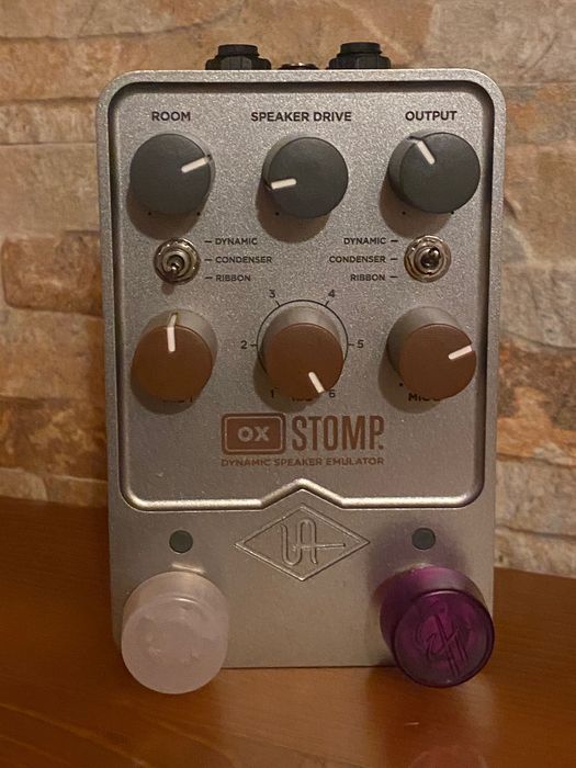 Universal Audio UAFX OX Stomp Dynamic Speaker