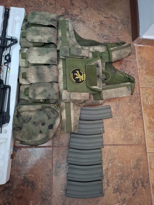Pachet complet Airsoft (Replica Full Metal M4 + Echipament)