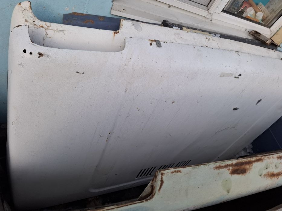 Нива капоты.  ..